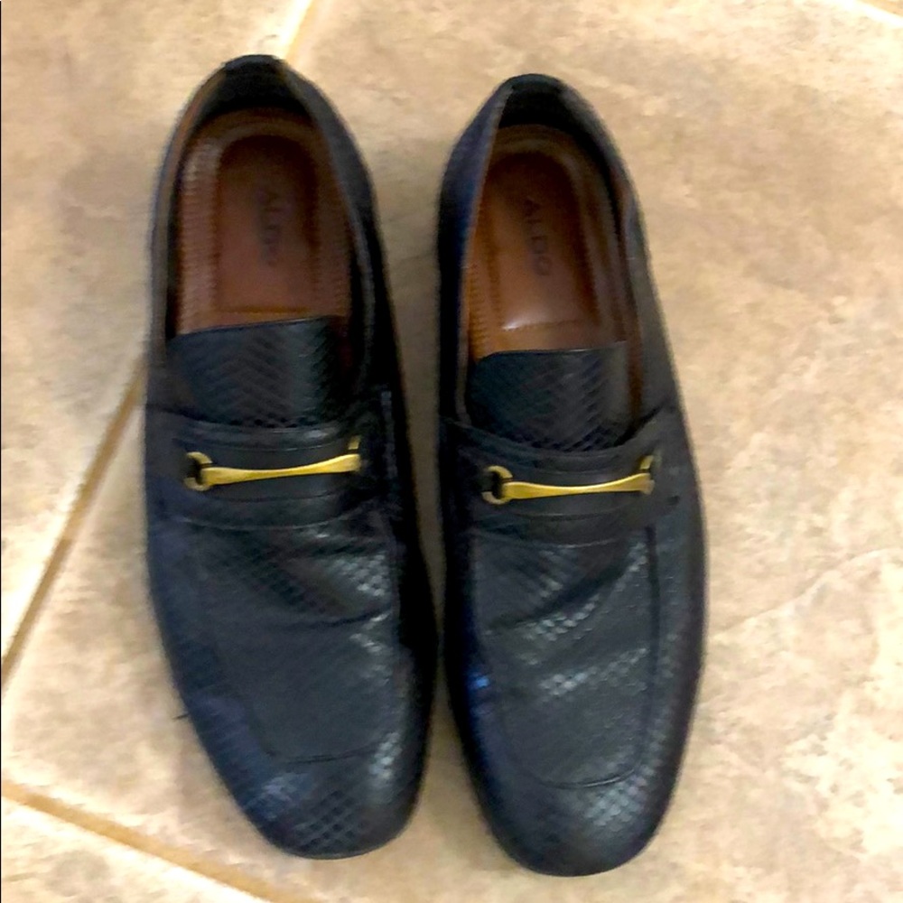 Men’s black loafers